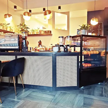 بالتيك هوم شقة سفينويتشي